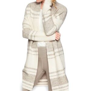 Athleta women’s duster length soft and cozy “Panorama” cardigan sweater Size M